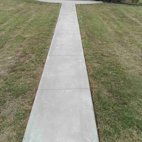 Flower Bed Weeding by Magnolia Tree property services reviewed on November 7, 2025