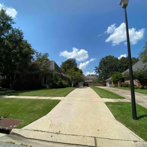 yard service by Hopper's landscape and lawncare reviewed on August 17, 2025