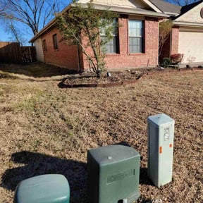 Leaf Removal by AJM Landscaping reviewed on September 15, 2025