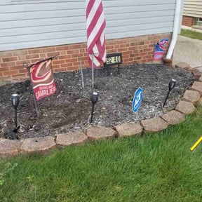 Flower Bed Weeding by Greener Pastures Lawn Care reviewed on November 20, 2025