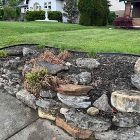 Flower Bed Weeding by Beach cuts reviewed on April 23, 2026