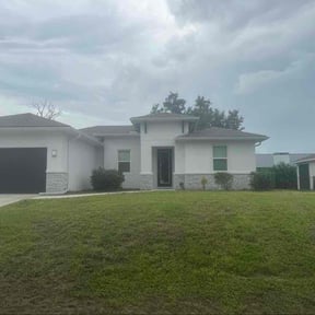 Bush Trimming by JaySons' Care reviewed on November 9, 2025