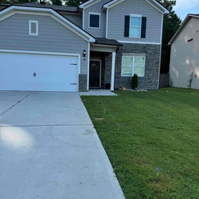 yard work by Stephen Bickerstaff reviewed on November 21, 2025