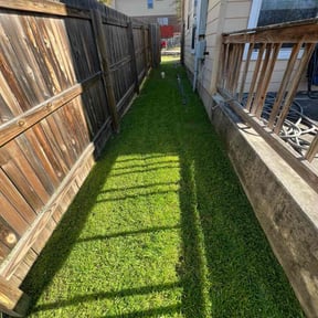 lawn maintenance by Lawn Star Rangerz reviewed on May 16, 2025