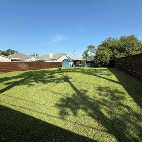 landscaping by Alston’s Services reviewed on August 15, 2025