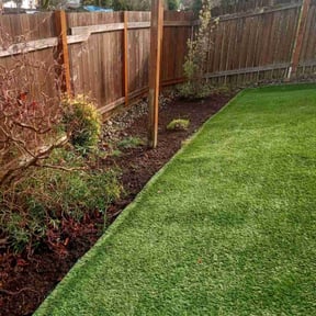 Flower Bed Weeding by Donald Austile Lawn Care reviewed on August 21, 2025