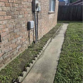 Flower Bed Weeding by Great cut lawn care reviewed on October 11, 2026