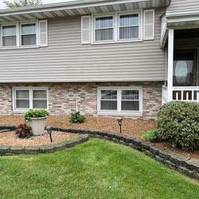 Flower Bed Weeding by Gutierrez Green Solutions reviewed on October 15, 2026