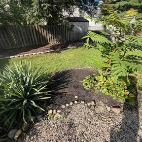 Flower Bed Weeding by Valeria landscape Service Corp reviewed on October 13, 2026