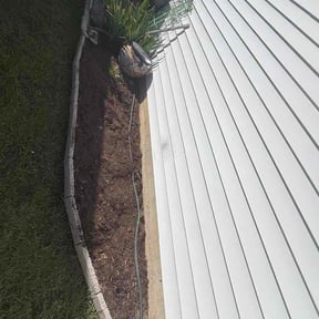 Flower Bed Weeding by Cornerstone lawncare reviewed on September 16, 2026