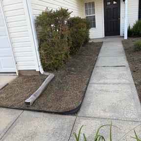 Flower Bed Weeding by Clean cut maintence reviewed on September 15, 2026