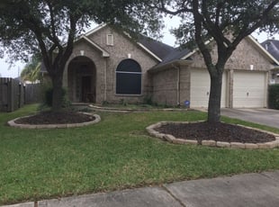 Friendswood Tx Lawn Care Service Lawn Mowing From 19 Rated Best 2021