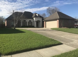 Friendswood Tx Lawn Care Service Lawn Mowing From 19 Rated Best 2021