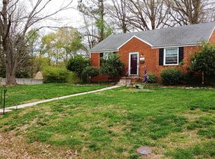 Richmond Va Lawn Care Service Lawn Mowing From 19 Lawnstarter Richmond Va Lawn Care Service Lawn Mowing From 19 Lawnstarter