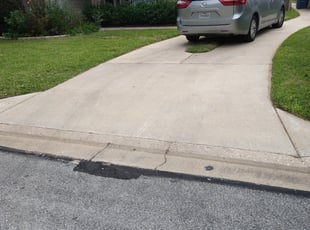1 Valencia, CA Lawn Care Service