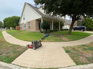 Angleton Tx Lawn Care Service Lawn Mowing From 19 Rated Best 2020