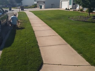 Aurora Co Lawn Care Service Lawn Mowing From 19 Rated Best 2020