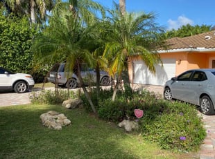 Boca Raton Fl Lawn Care Service Lawn Mowing From 19 Rated Best 2020