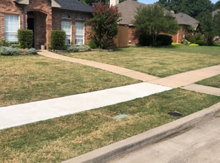 Lawn Care Lawn Mowing Fertilizing Thornton Broomfield Westminster Northglenn Erie Brighton Lafayette Henderson Arvada Commerce City Reunion Parts Of North Denver Co Epic Lawn Pro Residential Lawn Care Thornton Colorado Epic Lawn