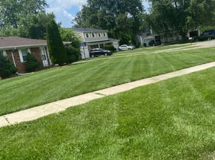 Lansing Mi Lawn Care Service Lawn Mowing From 19 Lawnstarter