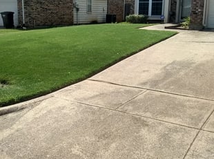 Syracuse Ny Lawn Care Service Lawn Mowing From 19 Lawnstarter