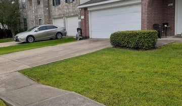 Syracuse Ny Lawn Care Service Lawn Mowing From 19 Lawnstarter