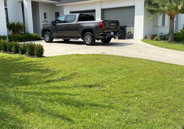 Baton Rouge La Lawn Care Service Lawn Mowing From 19 Rated Best 2020
