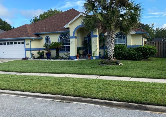 Jacksonville, FL Lawn Care Service | Lawn Mowing from $19 ...