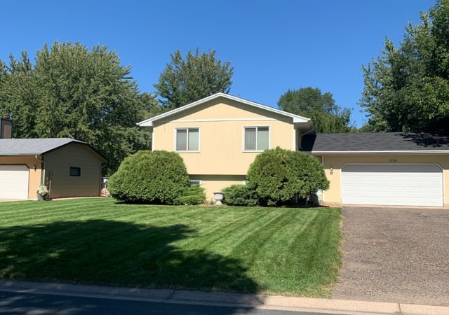 1 Minneapolis Mn Lawn Care Service Lawn Mowing From 19 Best 2020